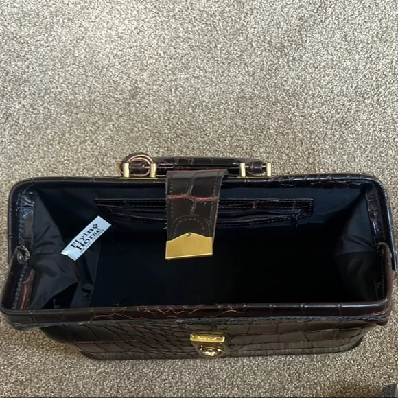 1990’s brown leather, crocodile embossed doctor’s bag - Picture 5 of 7